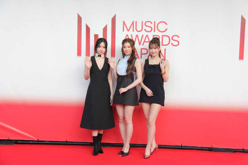 「MUSIC AWARDS JAPAN 2026」のレッドカーペットに登場したMISAMO