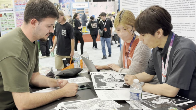 KADOKAWA、米「Anime Expo」で漫画持ち込みイベント初開催 編集者が対面で作品添削