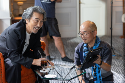 役所広司主演Netflixシリーズ「俺のこと、なんか言ってた?」10/22配信 特別インタビュー&メイキング映像を公開