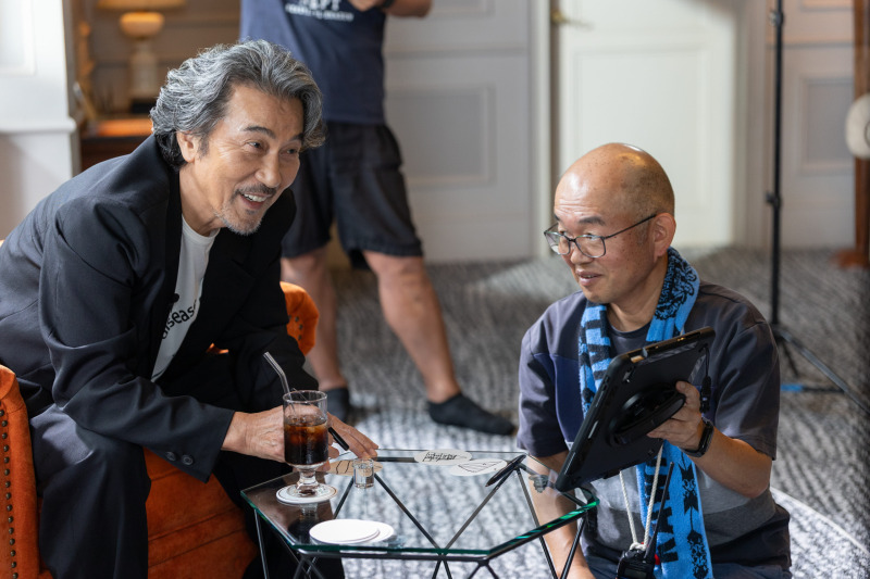 役所広司主演Netflixシリーズ「俺のこと、なんか言ってた？」10/22配信 特別インタビュー&メイキング映像を公開